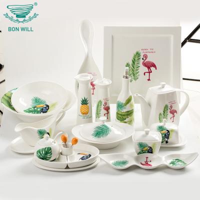 China Daily-Use Disposable Ceramic Tropical Style Luxury Dinner Set for sale