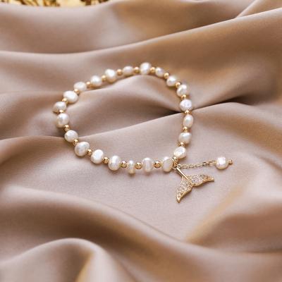 China Vintage fashion simple creative beauty bracelet pearl fishtail bracelet for women man for sale