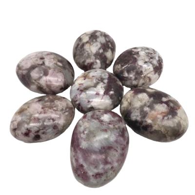 China Wholesale Folk Tourmaline Spiritual Reiki Plum Blossom Crystal Stone China Art Natural Crystal Healing Stone for sale