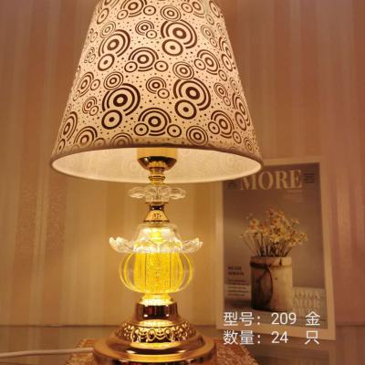 China Bright and Energy-saving Crystal Glass Floral Table Lamp for Studying LED Table Lamp New Arrival Nessino Lamp for sale