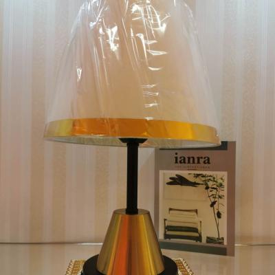 China Nordic Modern Modern Metal Table Lamp With Fabric Shade For Hotel Project Lighting Design for sale