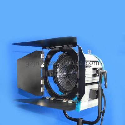 China Cheaper High Quality Fresnel Light 2000 Watt 450*405*375 for sale