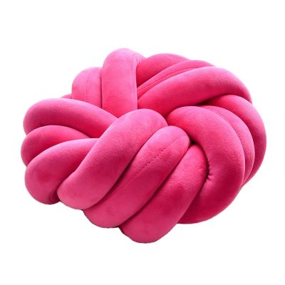 China Hot Sales Anti-Pull Knot Roll Knot Handmade Body Pillow knot cushionbaby bumper pillow for sale