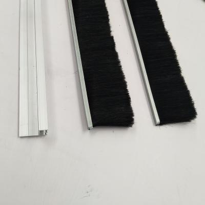 China Modern PP Material Nylon Aluminum Door Brushes Bottom Seal Clean The Dust for sale