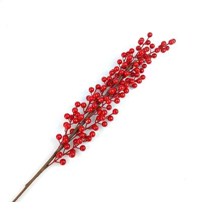 China Wedding Berry Bunch Christmas Decorative Acacia Flower Arrangements Long Stem Pick Holly Berries Red Artificial Christmas Hollyberries Christmas Beans for sale