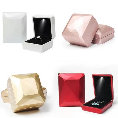 China Top Quality Bridal Recycable Ring Box Led Lighted Pendant Bracelet Gift Package for sale