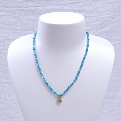 China Fashion Trendy Jewelry Necklace Natural Faceted Four Leaf Clover Blue Apatite Beads Stone Necklace For Women for sale