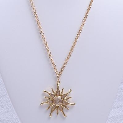 China 2022 New Arrival TRENDY Sunflower Women's Pendant Necklace 18k Gold Plated Chain Necklace Fashion Jewelry for sale