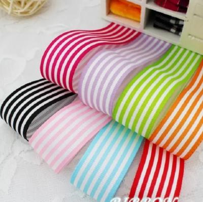 China Decoration Stripe Grosgrain Ribbon Printed Gift Wrap Ribbon for Festive Decorations for sale