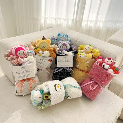 Chine Des poupées Sanrio en gros pour ta copine et les bouquets de poupées de dessins animés pour la Saint-Valentin de ta meilleure amie. à vendre