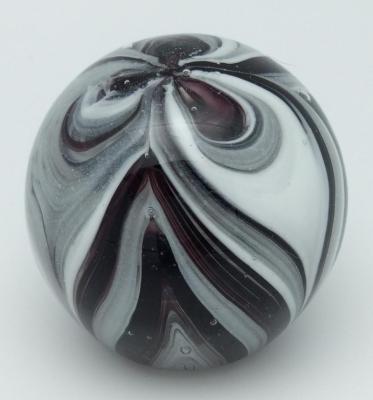 China Black And White China Feather Paperweight Art Glass /Home Decor for sale