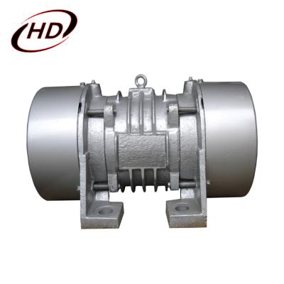 China Totally Enclosed 380v 5.5KW AC Electric Vibrating Motor / Vibratory Oscillating Motor With CCC Certificate for sale