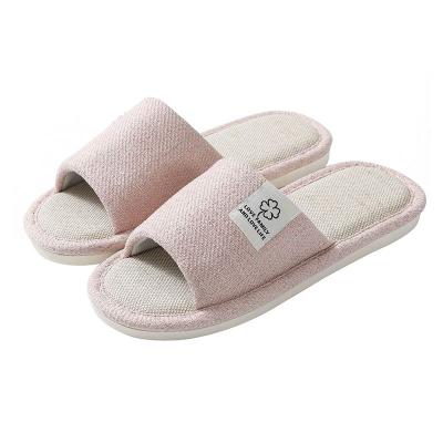 China Four Flat Lady Slippers Solid Color Slippers Fashion Seasons Trend Large Size Non-Slip Floor Canvas Slippers for sale