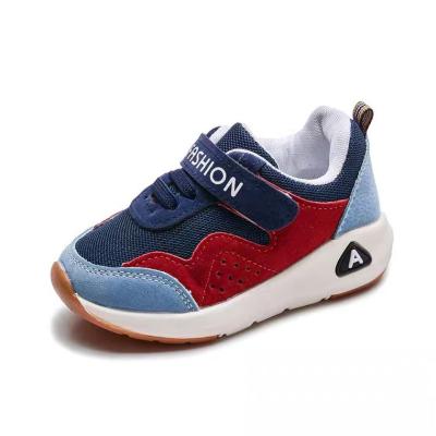 China Deodorization Children's New Spring And Autumn Comfortable Soft Bottom Breathable Non-slip Sports Shoes for sale