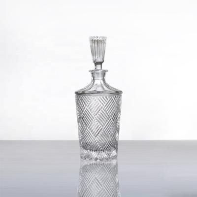 China Bar Resteround Hotel Factory Produced Luxury Empty Custom Glass Wine / Liquor Decanter Bottle Set for sale