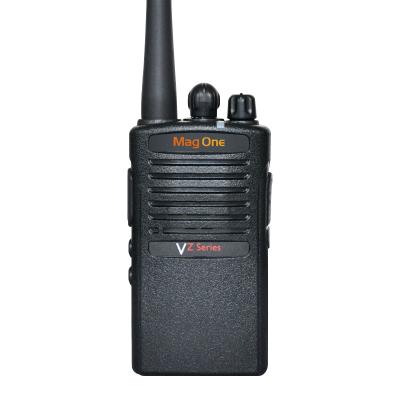 China Economical Li-ion Walkie Talkies 1600mAh UHF Mini Vhf Transceiver Modern Design Portable Radios for sale