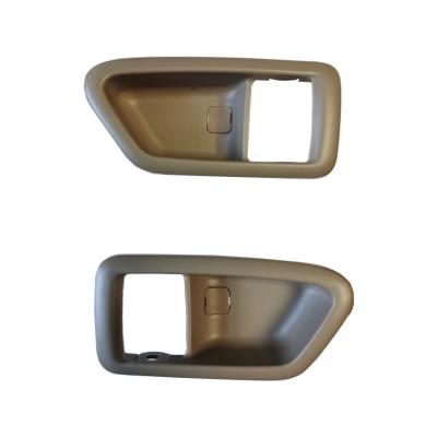 China Interior Auto Replacement Parts Inside Interior Car Door Handle For Toyota Camry 1997-2001 OEM Standard for sale