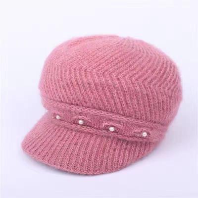 China Outdoor COMMON Customized Winter Knit Visor Hat Billed Beanie With Brim for sale