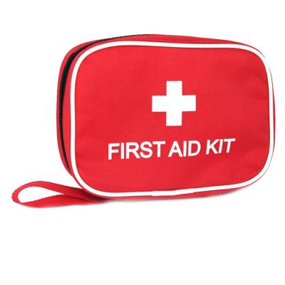 China Portable Wholesale Custom First Aid Kit Mini Emergency Care Treatment Camping Outdoor First Aid Medical Bag for sale