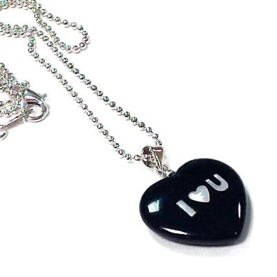 China Fashion Natural Onyx Heart Shell Gemstone Necklaces JE T'AIME Shell Heart Pendant Black Agate Charm Necklace Shell Chain Jewelry for sale