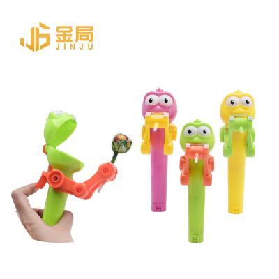 China Cartoon Toys Newest Creative Plastic Lollipop Holder Frog Hard Candy Lollipop Cartoon Candy Toys Lollipop for sale