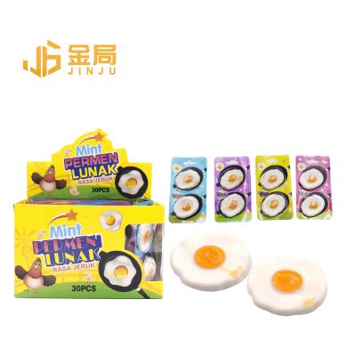 China Funny Soft Candy Fried Egg Gummy Candy Eggs Fruit Flavor Natural Halal Gummy Sweet Confectionery for sale