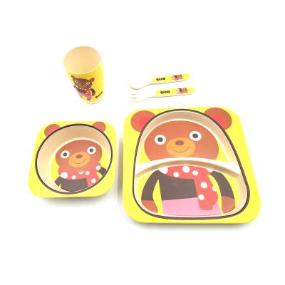 China BPA Free Hot Selling Bear Train Kids Plastic Feeding Dish With Spoon Set Kids Baby Dinnerware Set for sale