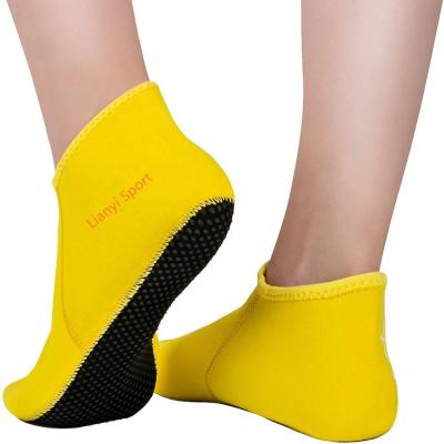 China New Arrival Lightweight Water Sports Dive Sock 3MM Neoprene Socks for sale