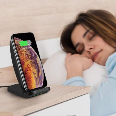 China Cell Phone Stand Best-selling Charging Desk Lamp Round Wireless Charging Coil Wireless Card for sale