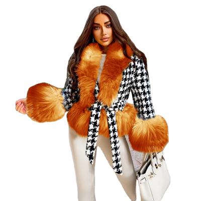 China Breathable Latest Style Wholesale Price High Quality Short Fur Coat Winter Cotton Padded Warm Fashion Trim Fur Coat for sale