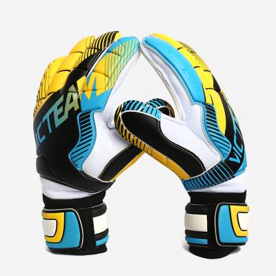 China Breathable High Quality Colored Cushioning Soccer Football Sports Gloves Latex Goalkeeper Gloves For Exercise for sale