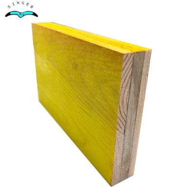 China Good Quality Yellow Concrete Three-Layer Construction Shuttering Panel / Leonking Formwork Panels for sale