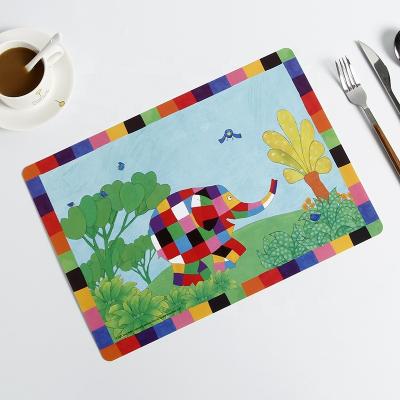 China Sustainable Animal Printing Plastic PP Dish Table Table Reusable Dining Place Mat for sale