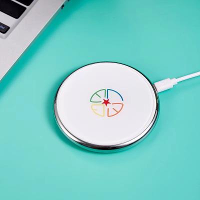 China Wireless charger Wholesale Best Desk Universal Fast Quick Qi Magnetic Induction Wireless Portable Charger Speaker Wireless Charger Pad for sale