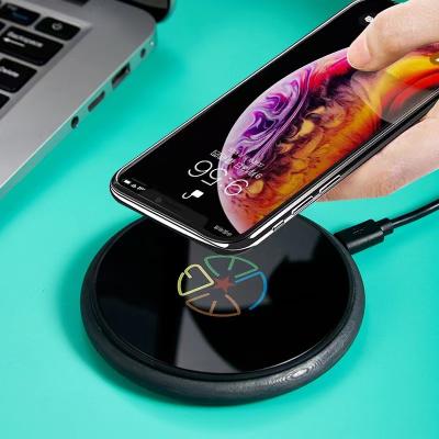 China Wireless charger 3 in 1 wireless charger 10W 15W With USB 30 USB 20 PD SD TF Card Read Data Transfer Charge universal wireless charger for sale