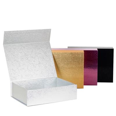 China Recycled Materials Luxury Packaging For Hair Packaging Boxes Luxury Folding Box With Magnetic Closure for sale