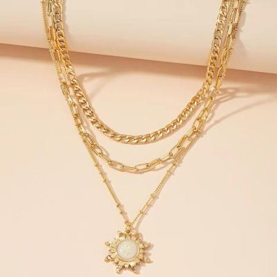 China FASHIONABLE Amazon sold three layers of sunflower multi-layer necklace for sale