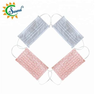 China Economic Lowest Price Surgical Face Mask Machine Raw Material With Good Quality Te koop