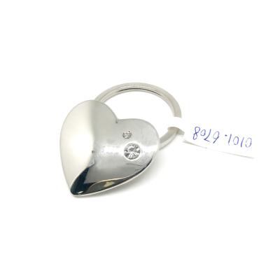 China Logo Embossed Lovely Metal Key Charm / Cute Key Ring Personalized Gift Souvenir Bone Shape Holder for sale