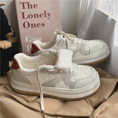 China Fashion Trend 2022 Winter Fleece Sneakers Harajuku Students Around The Toe Low Top Warm Style Walking Shoes for sale