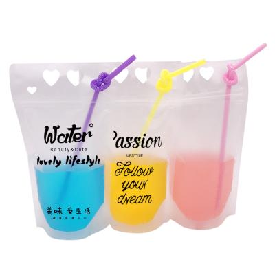 China Recyclable Portable Juicy Beverage Bags With Resealable Plastic Straw Upgraded Stand Up Drink Container Zipper Beverage Pouches for sale