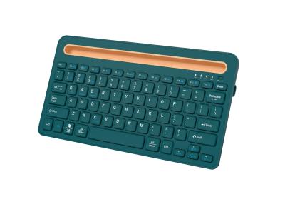 China 78 teclas Bluetooth 3.0 o 5.0 + 2.4G teclados Bluetooth para oficina y entretenimiento en venta