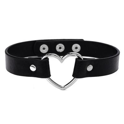 China 2019 new environmental friendly PU leather large heart button tattoo velvet choker punk necklace for sale