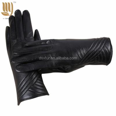 China Fashion Durable Women Genuine Leather Gloves Ladies Winter Warm Fleece Gloves Cycling Workout Gloves for sale