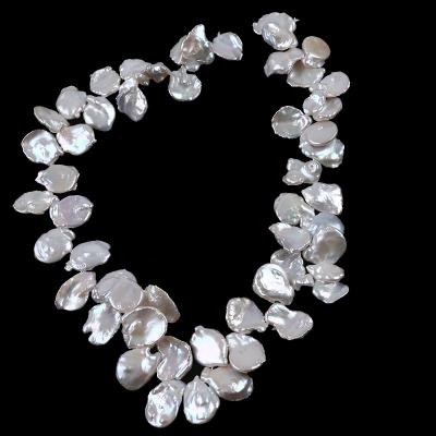 China Freshwater Pearl 12-14mm Top Drilled Hole White Petals Shape Loose Irregular Keshi Natural Freshwater Pearl Beads Strands for sale