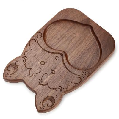 China Sustainable Hot Sale Fox Shaped Cute Walnut Dish Wooden Serving Tray For Serving Food for sale