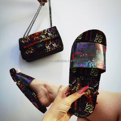 China Fashion\classic bags sellers ladies handbag and slippers comfortable\durable cow printing set clear 2021 women purse for sale