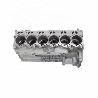 China 6D125 PC400-5 Excavator Diesel Engine Cylinder Block Excavator Engine Block 6754-21-1310 for sale