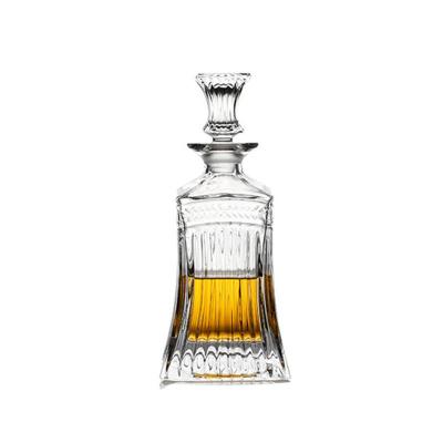 China 750ml 25oz Bulk Stock Premium Clear Emboss Bottle Crystal Glass Whiskey Decanter Glass With Stopper Lids for sale