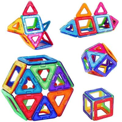 China RTS 40pcs Magnetic Tiles Building Building Blocks Magnetic Toys Set With Gift Box for sale